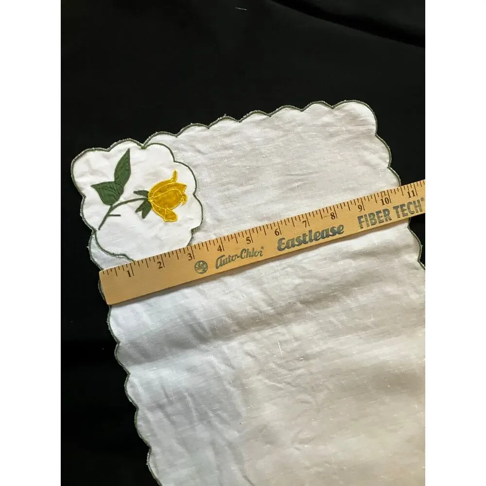 Vintage Linen Placemats Set of 6 Yellow Rose Embroidered Scalloped Table Mats